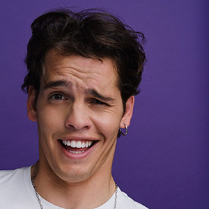 Comedian André De Freitas